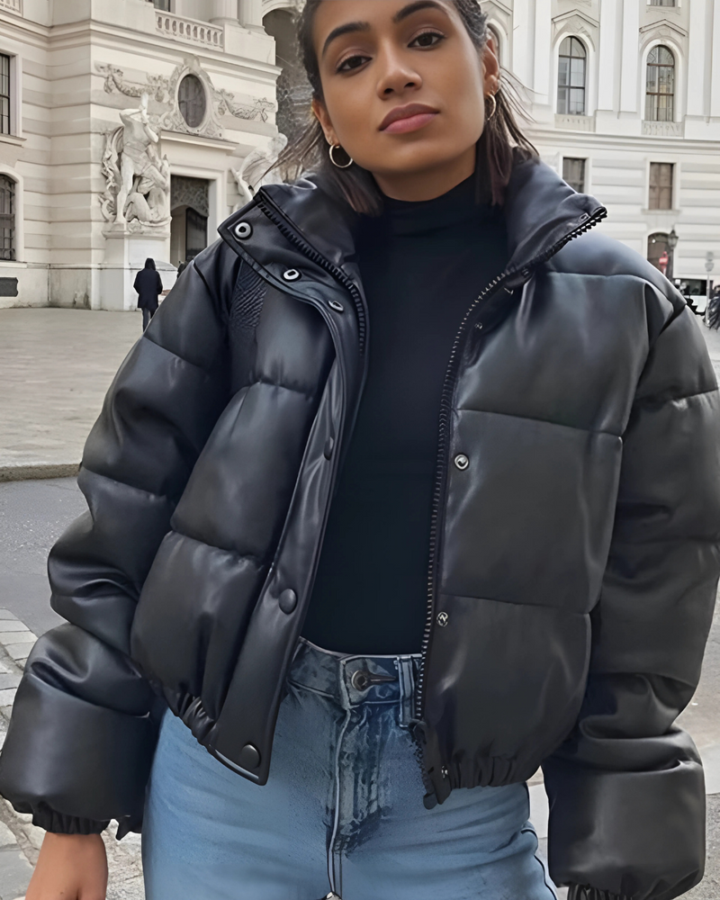 Jaqueta Lazarelle Jenna de Couro, Algodão com Forro Macio e Modelagem Puff